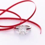 engagementring_red-ribbon