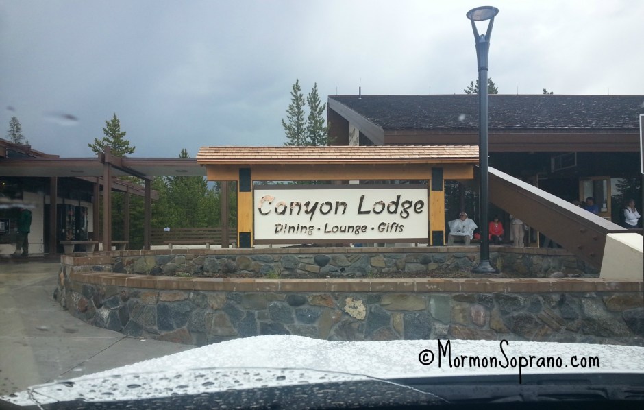 Canyon-Lodge-yellowstone