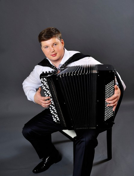 Aleksandr Hrustevich with his bayan