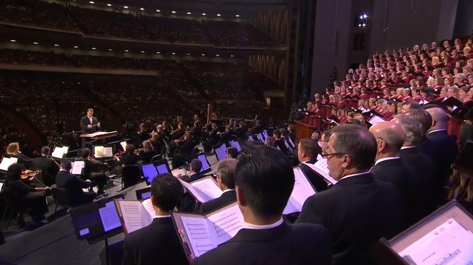 2015-christmas-devo-choir2