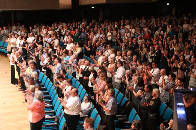 2016-07-01 Meistersingerhalle audience applause