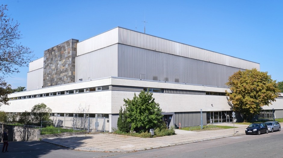 2016-07-01 Meistersingerhalle outside