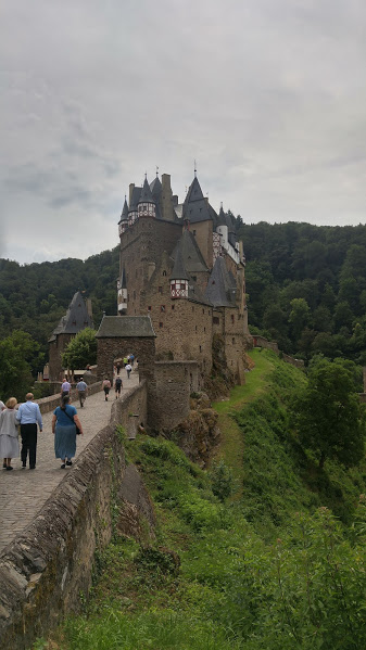 2016-07-08-eltz-castle.1.1