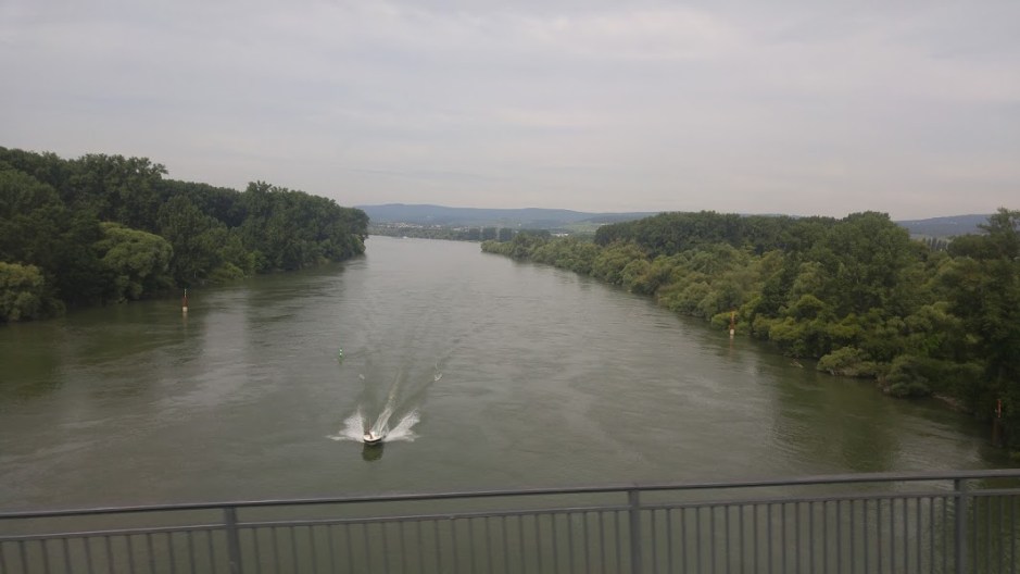 2016-07-08-frankfurt-river