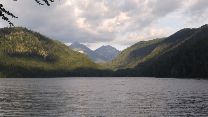 A last look at the lake (next time I will bring my bathing suit, YES, people are allowed to swim in this lake and the water was quite warm and beautifully clear)
